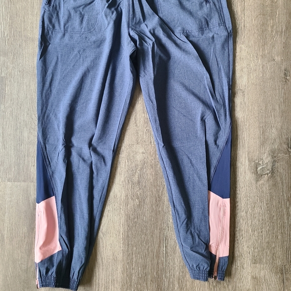 NWT Cherokee Infinity Women's Scrub Jogger Pants - Size XL - Picture 4 of 11